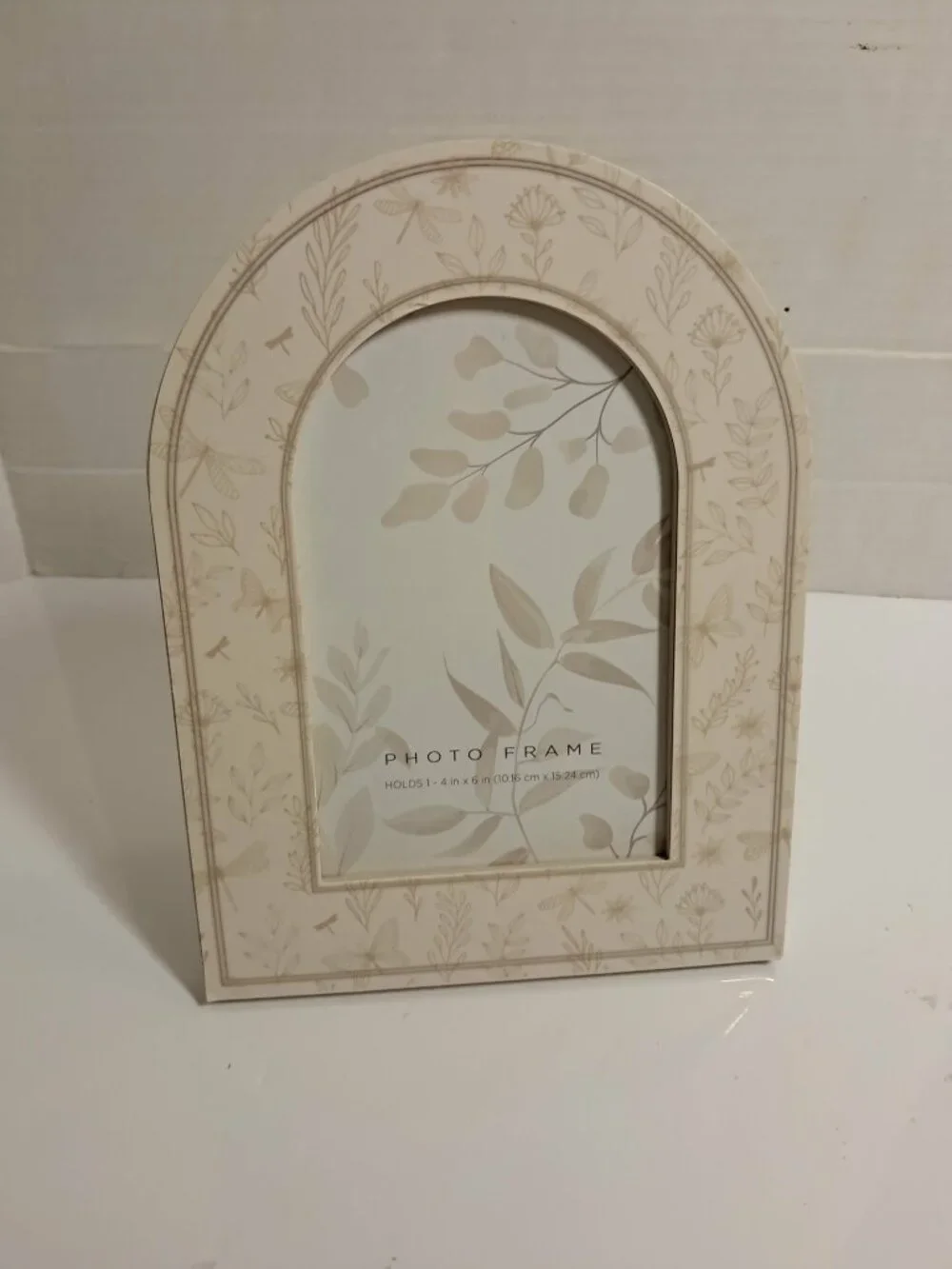 Real Living 4x6 Cream Botanical Arched Photo Frame